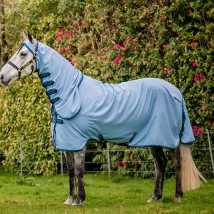 MANTA AMIGO HOODY ANTIMOSCAS CON CUBRECUELLO